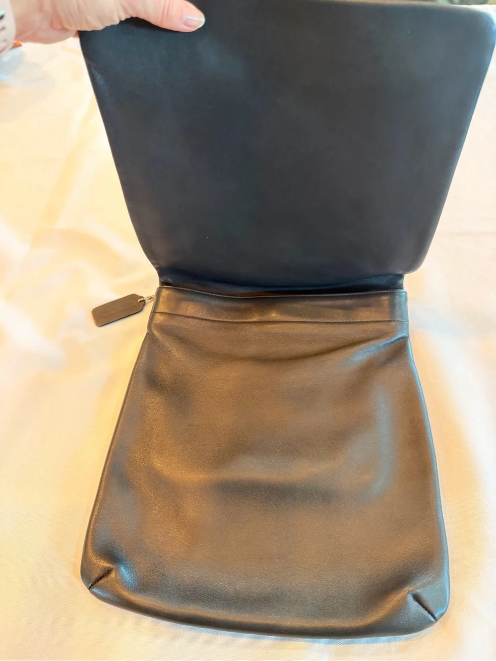 Vintage Coach Chelsea Black Messenger Slim Large Crossbody Bag No 9458